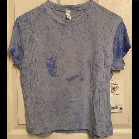 Lululemon Train To Be Short Sleeve *Wash
Blue Linen/Chalk Wash Water Drop - Picture 6 of 7
